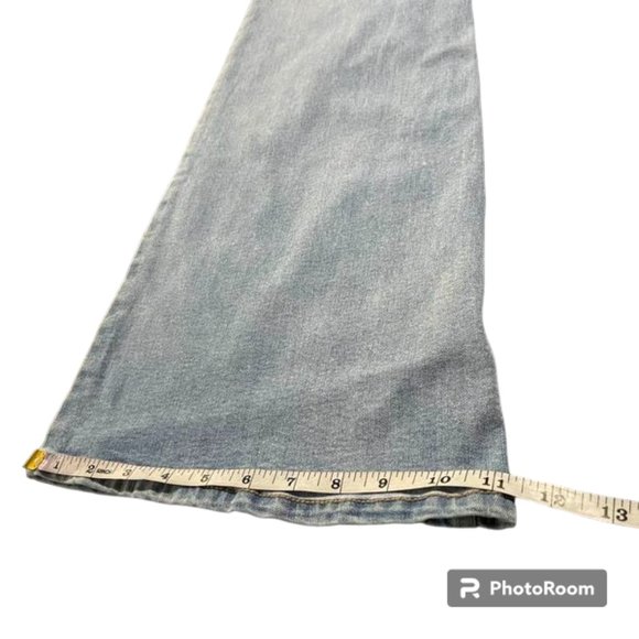 Garage Denim Flare NWT High-Waisted Wide Flare Jeans -Olivia Blue - size… - Picture 12 of 16